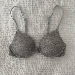 PINK 32A BARELY WORN T-SHIRT BRA